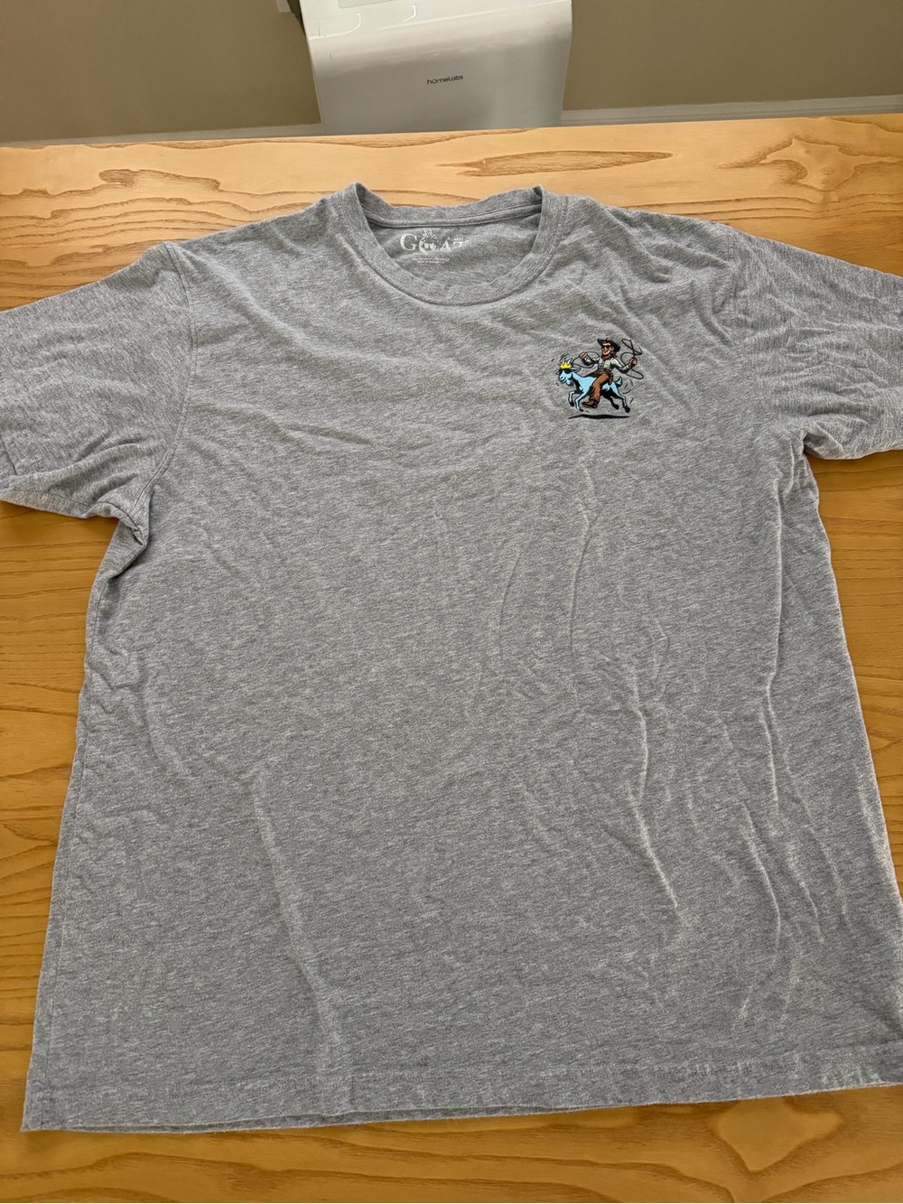 Gray Short-Sleeve Crewneck T-Shirt with Chest Graphic